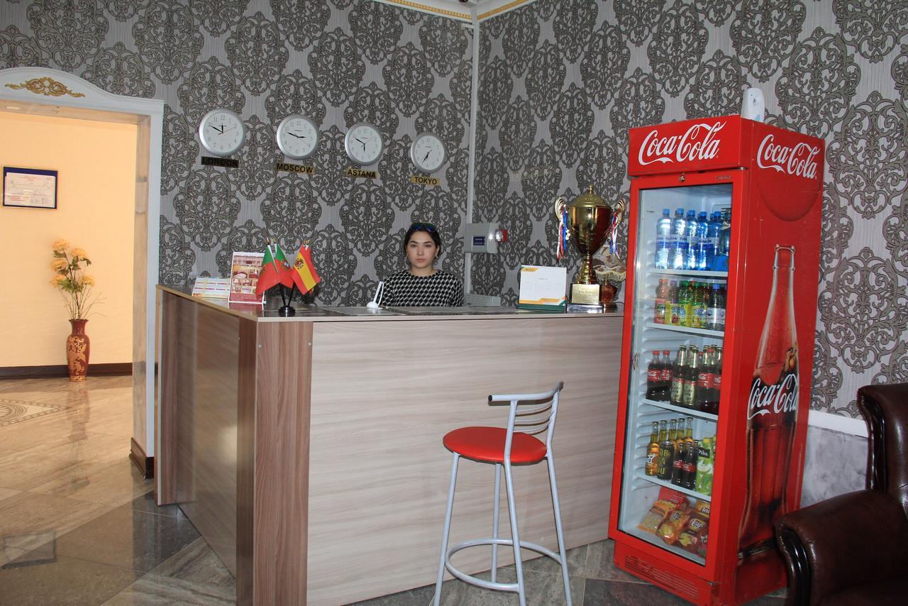 Hotel "Aishadeluxe" Taraz Exterior foto